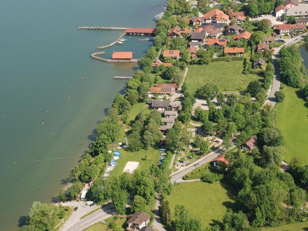 Ferienwohnungen Am Strandbad Chieming Exteriör bild